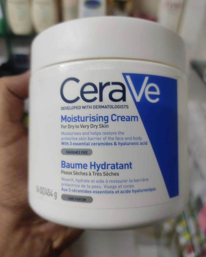 CeraVe Moisturizing Cream For Dry To Dry Skin (pair up)
