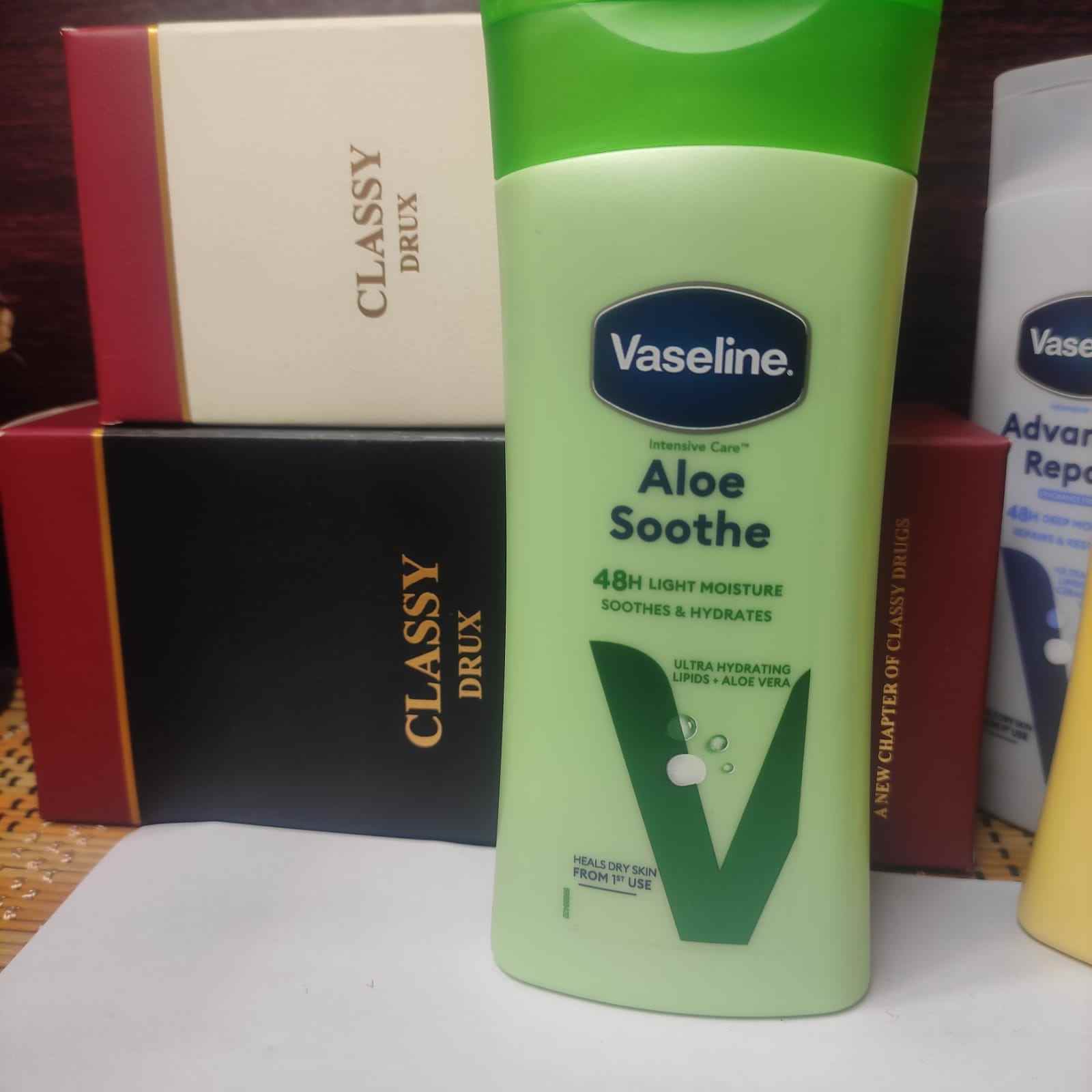 Vaseline Intensive Care Aloe Soothing Body Lotion 200  ml - Poland