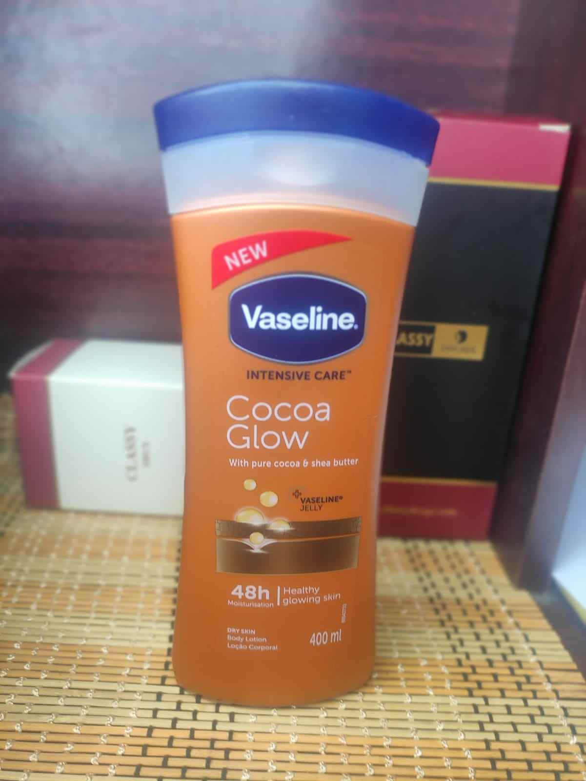 Vaseline Cocoa Glow Lotion  400 ml - South Africa