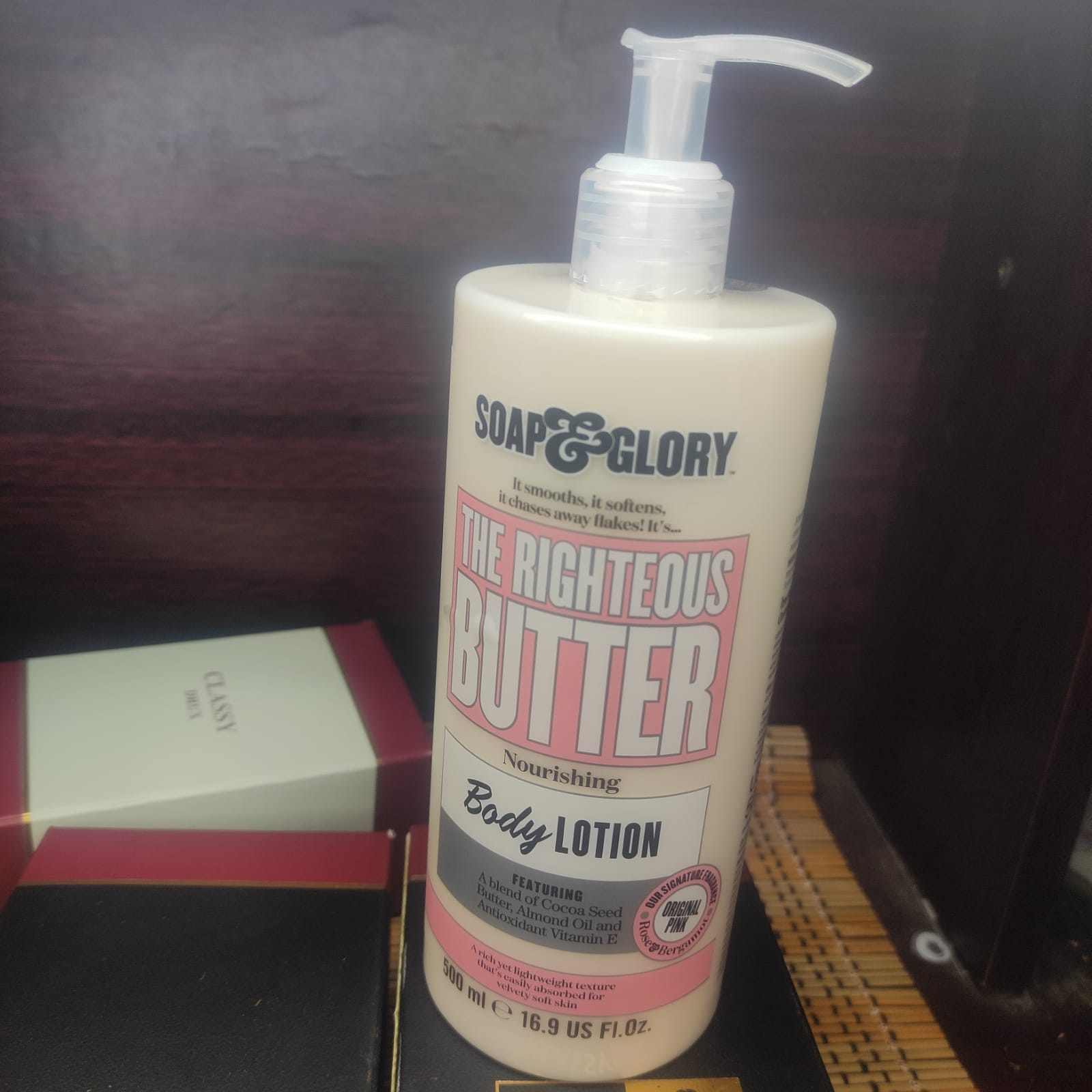 Soap & Glory The Righteous Butter Nourishnig Body Lotion 500ml (Thailand)