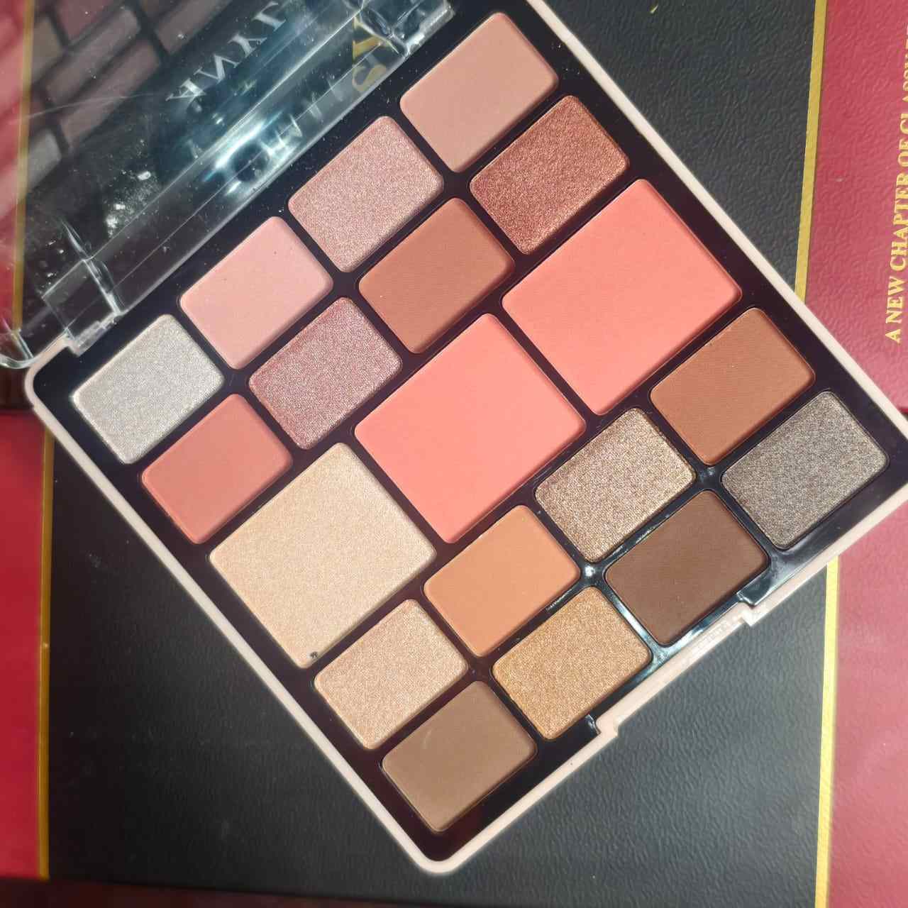 Anylady 19 Colour Eyeshadow Palette