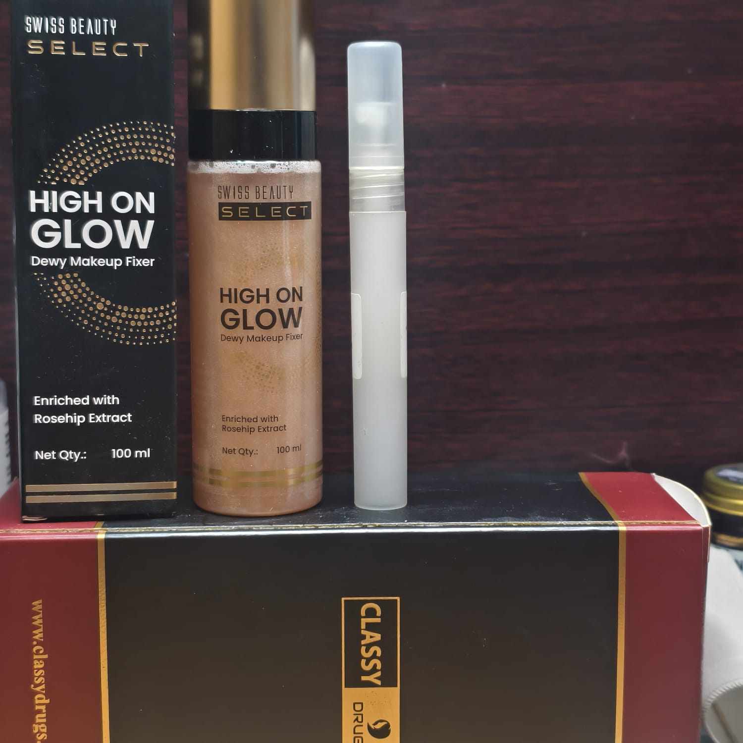 Swiss Beauty Select High on Glow Makeup Fixer (pair up)