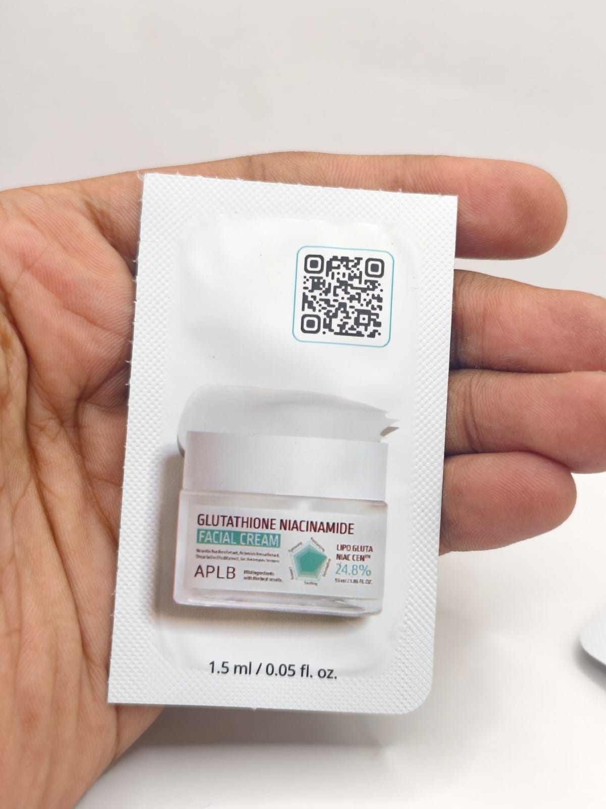 APLB Glutathione Niacinamide Facial Cream 1.5 ml