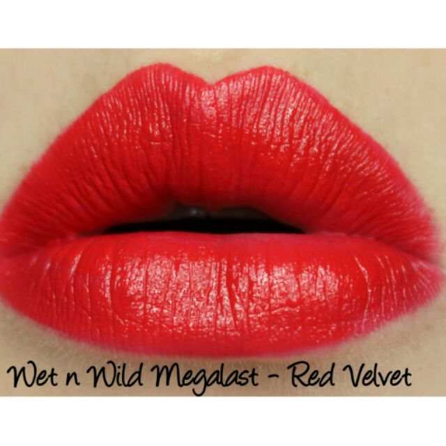 Wet N Wild Mega Last Matte Lip Color – Langanhaltender Matt-Lippenstift, Roter Samt