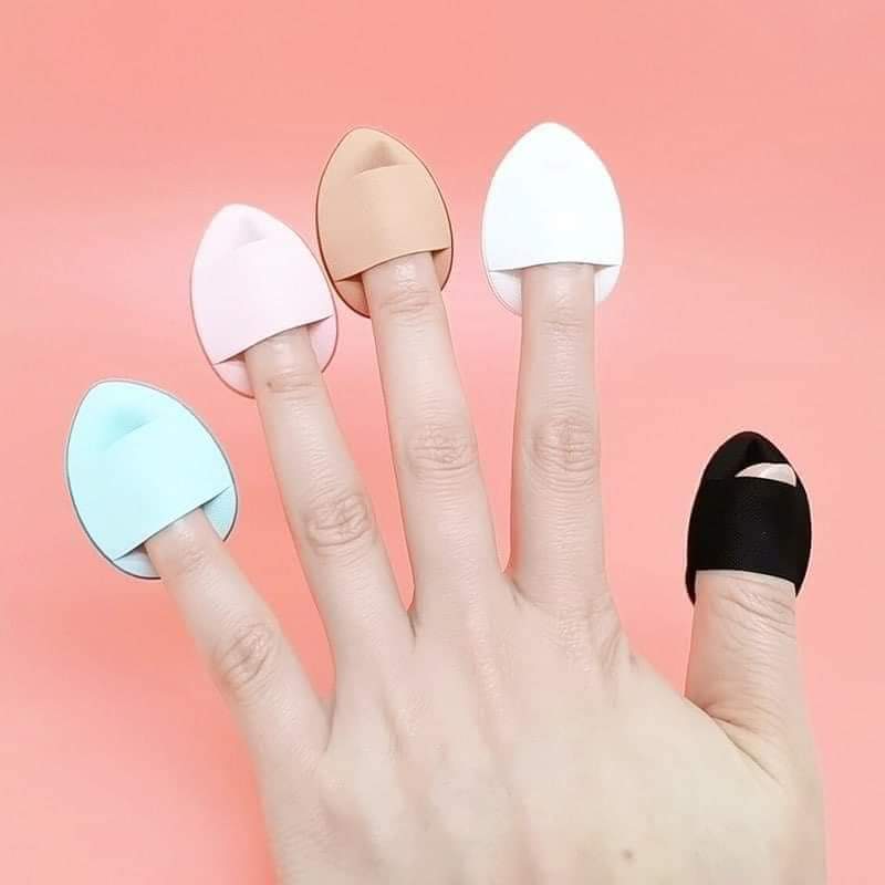 COSLUXE Mini Finger Puff 1pcs ( Random color )
