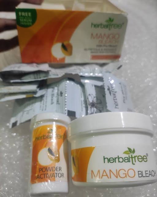 Herbal Tree Mango Bleach For Nutritious & Radiance Makes Skin Youthful (100g)