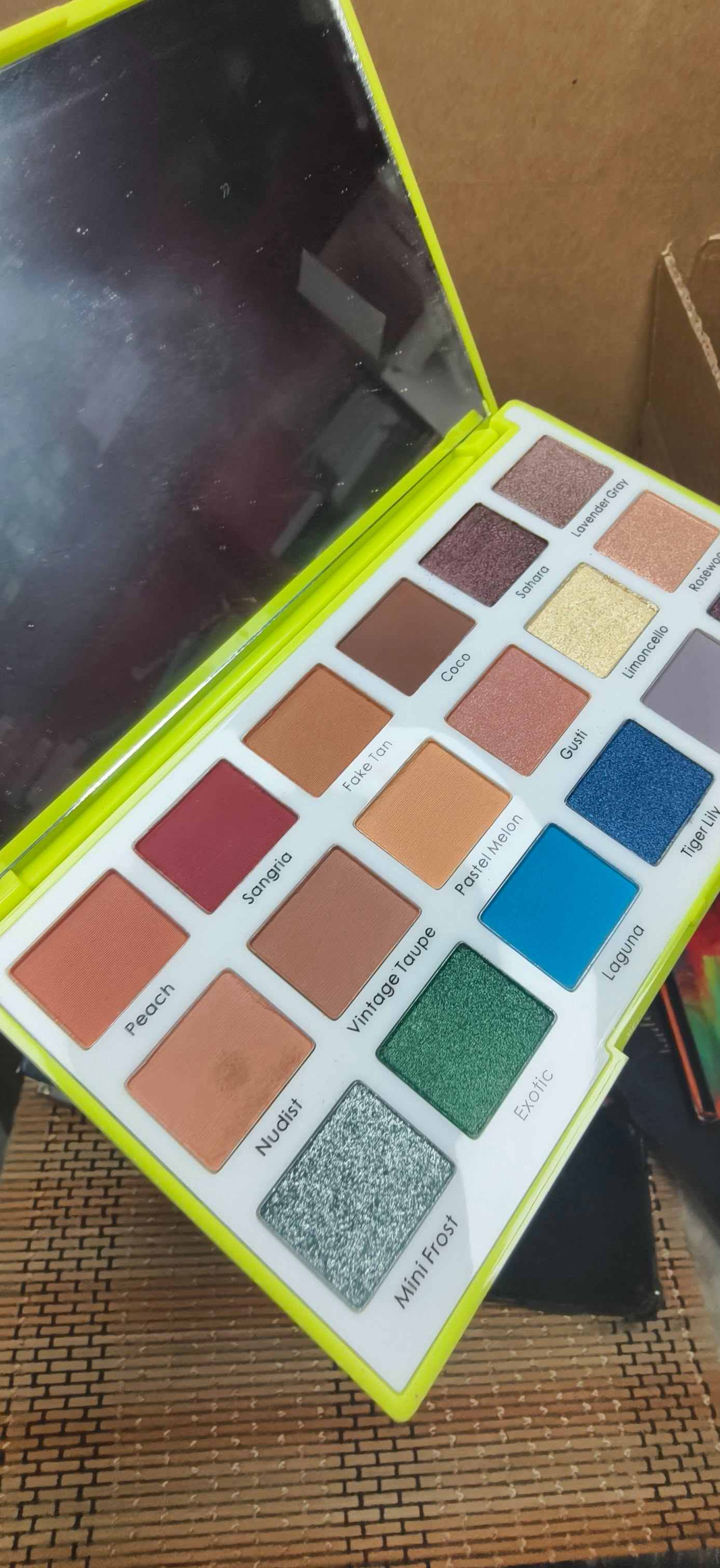 OG tropical rainforest eyeshadow palette