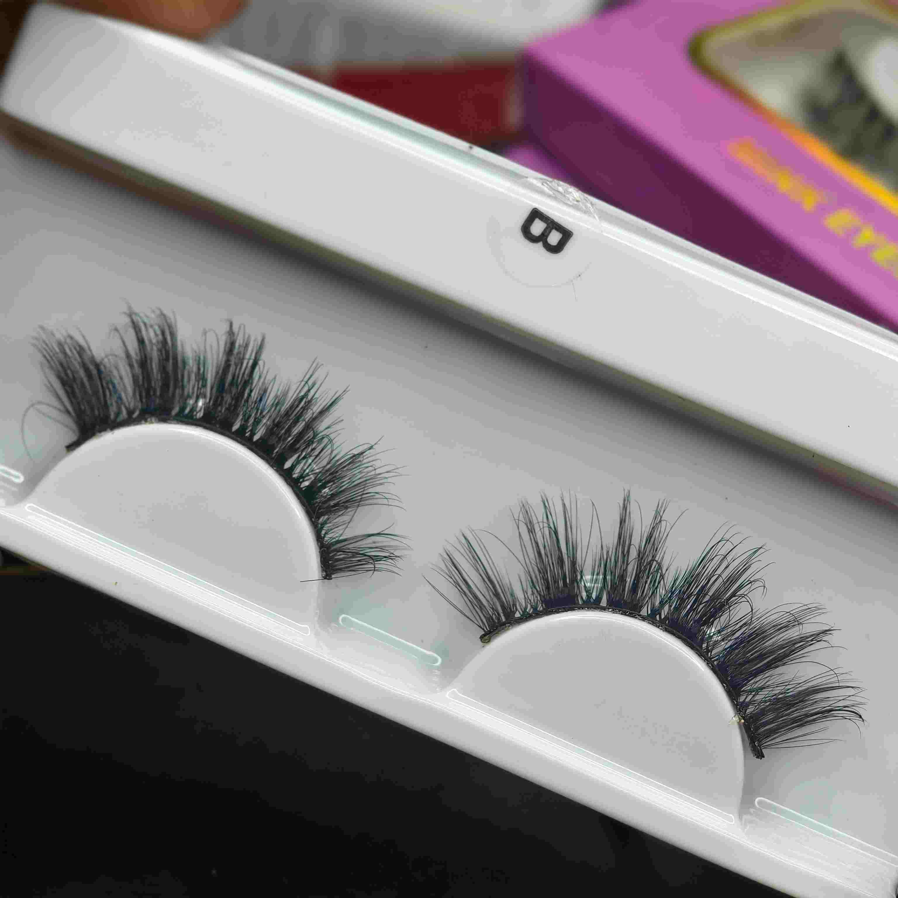 1 pairs Reusable eyelash(B)