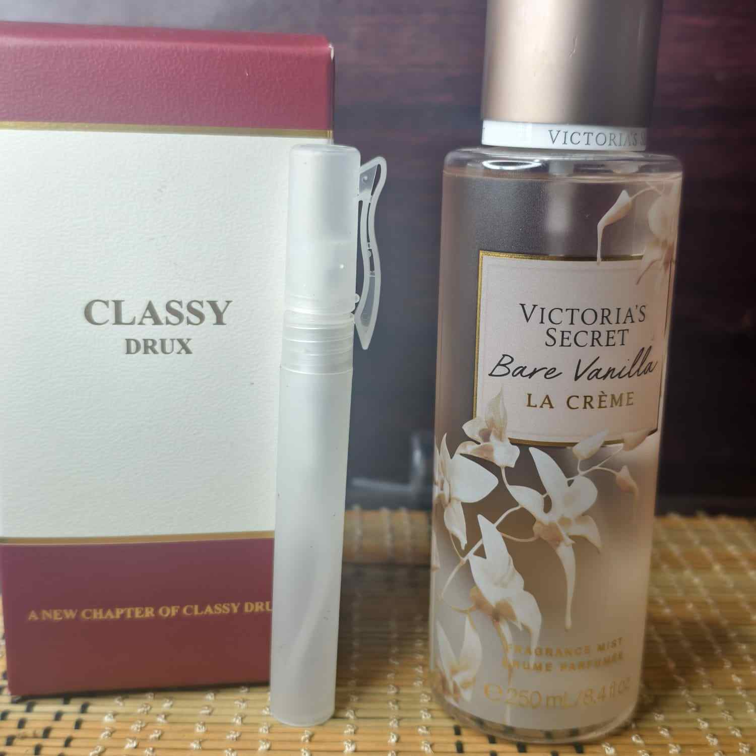 Victoria's Secret  Fragrance Mist-La creme (pair up)