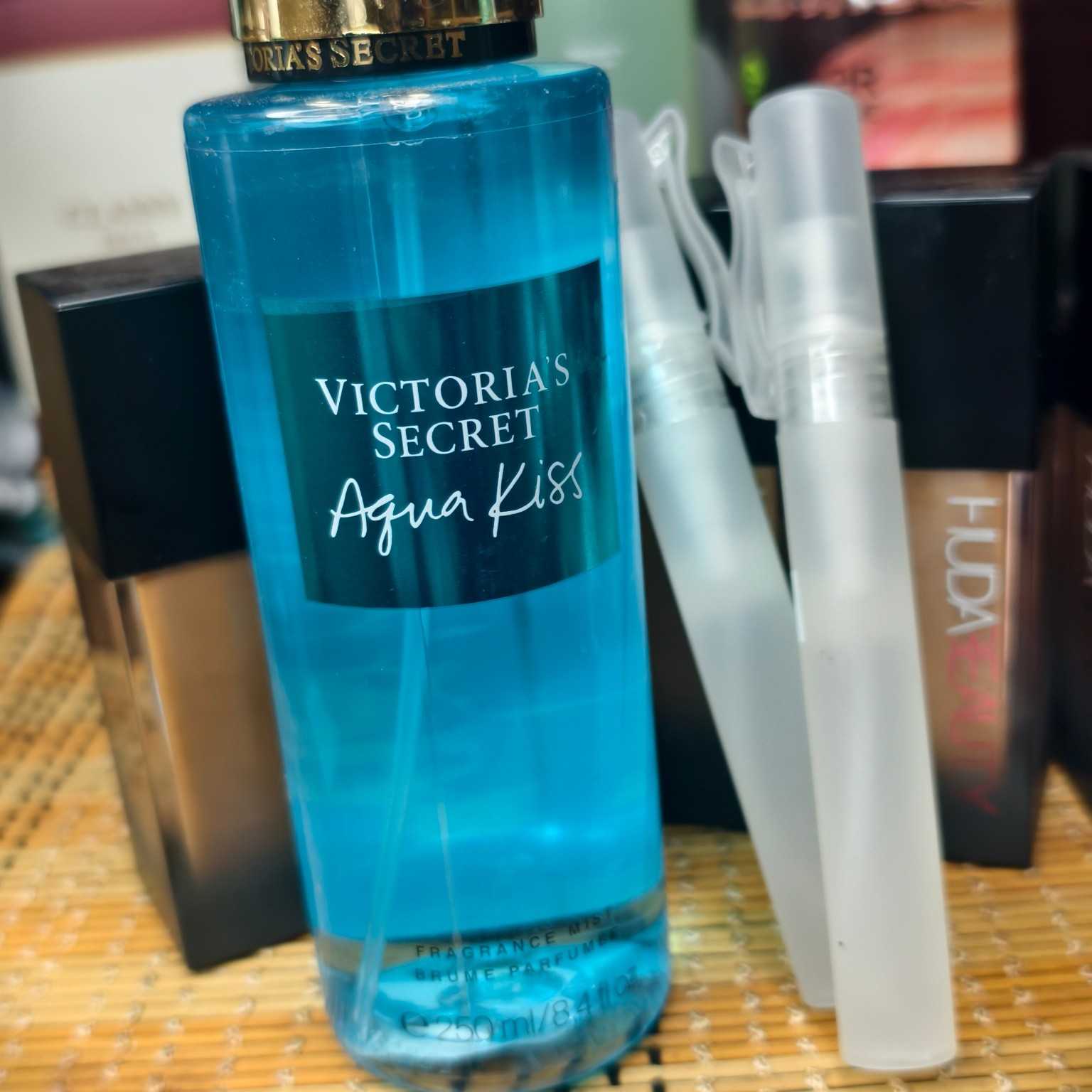 Victoria's Secret  Fragrance Mist-Aqua kiss (pair up)